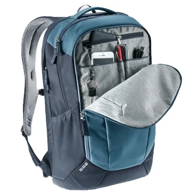 DeuterGigaAtlantic Ink open-pocket