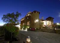 Slideshow Thumbnail 1 of 7
