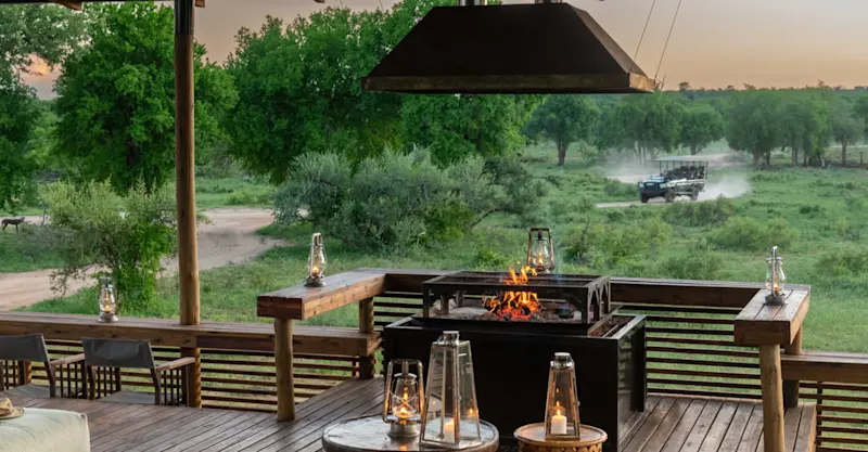 Thutlwa Lookout—Panoramic Safari Views