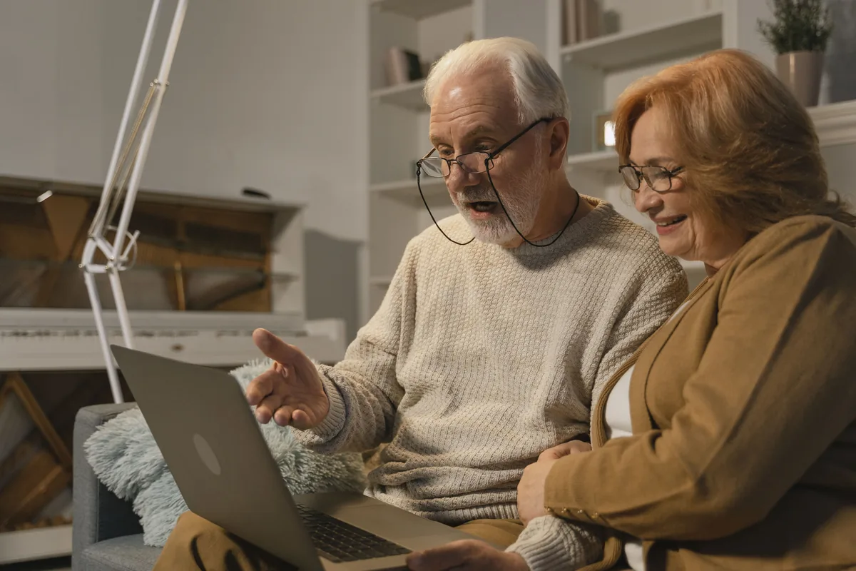Best Apps for Over-60s: UK, Ireland & the Netherlands