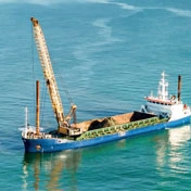 Marine construction ship