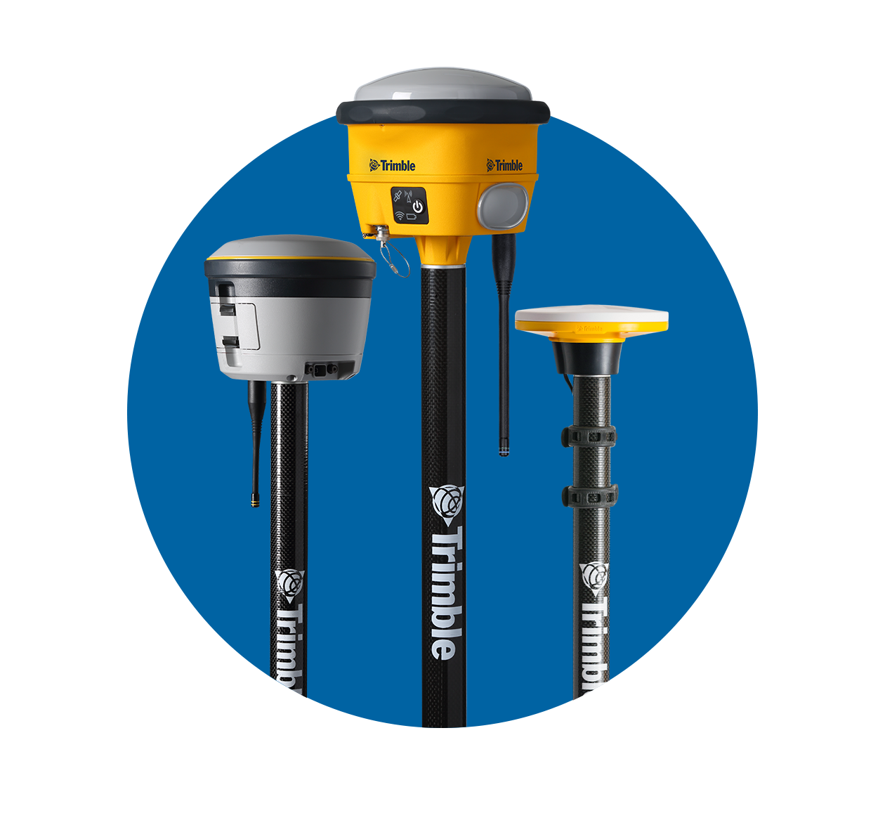 Trimble antennas R750 base station, R780 tilting, and MS976 smart antennas on an excavator