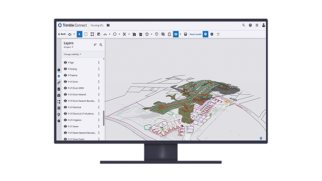 Desktop monitor displaying VCL project data in a Trimble Connect 3D model