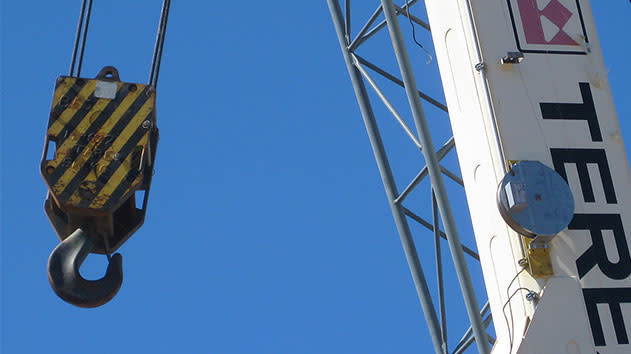 Angle, length and slew sensors on a crane