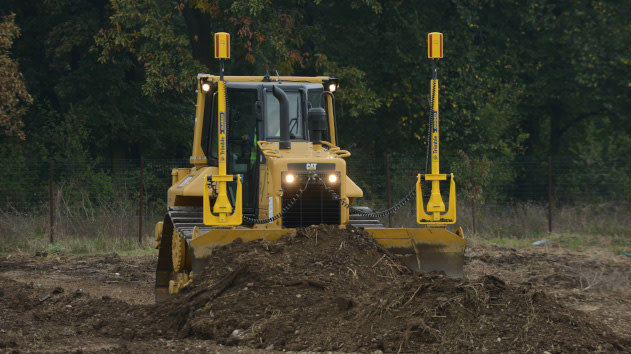 Earthmoving machine using 2d components 