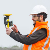 Surveyor using Sitevision in the field