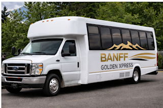 Banff-golden-xpress-bus