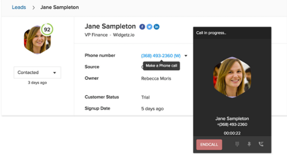 Calling a contact in Freshsales