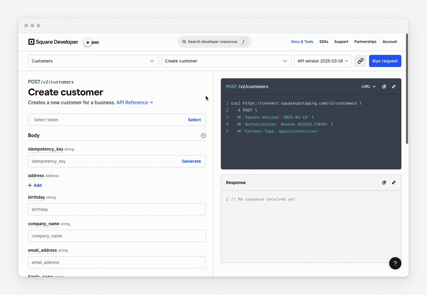 An animation showing how to enter an access token in API Explorer.