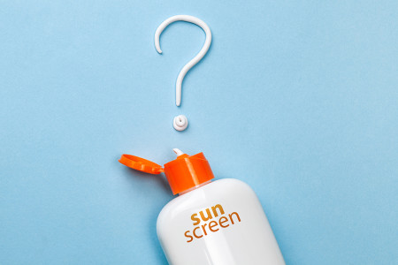 Tips for answering patients' sunscreen questions.