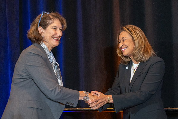 AADA President Dr. Taylor greets keynote speaker Mara Liasson