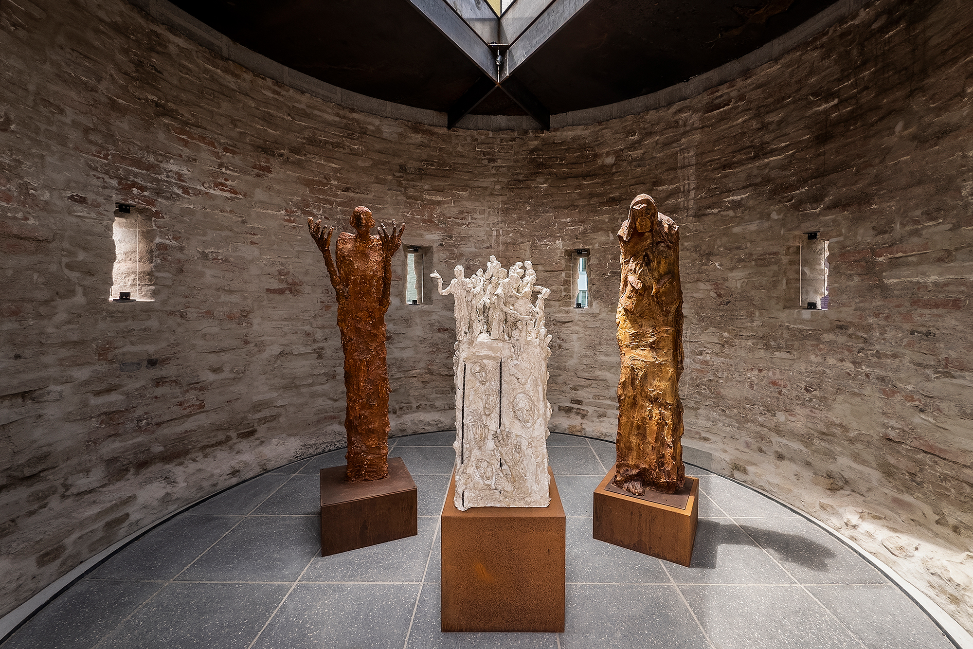 Stadt Dillingen - Erinnerungsstätte für die Verfolgten und Ermordeten der Regens Wagner Stiftung im 2. Weltkrieg