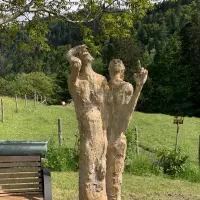 Kunst auf der Chiemhausen Alm - Der Himmigucker