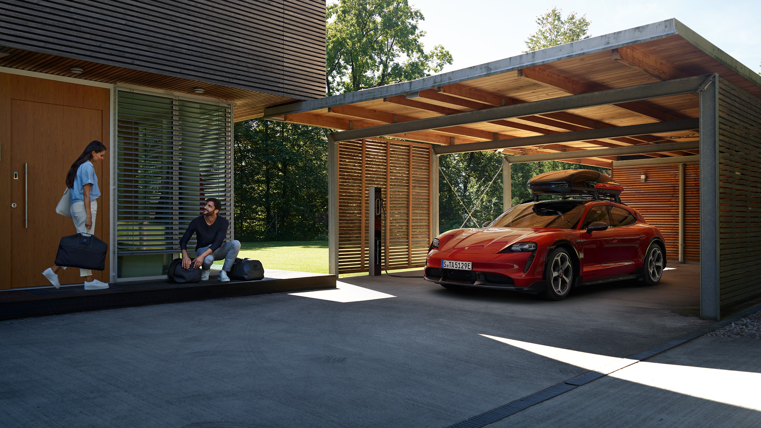Porsche travel accessories