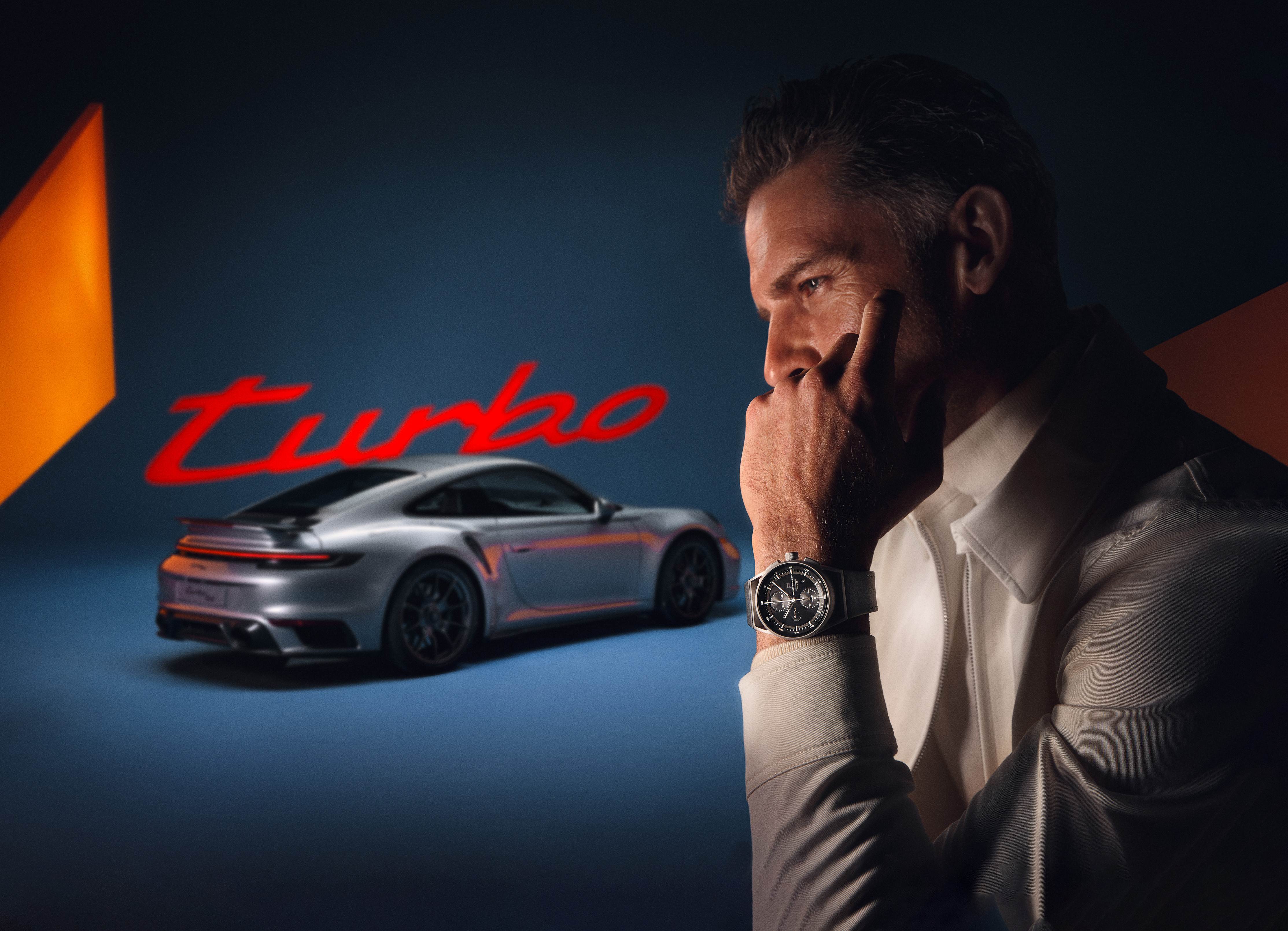 pd-timepieces-man-watch-on-