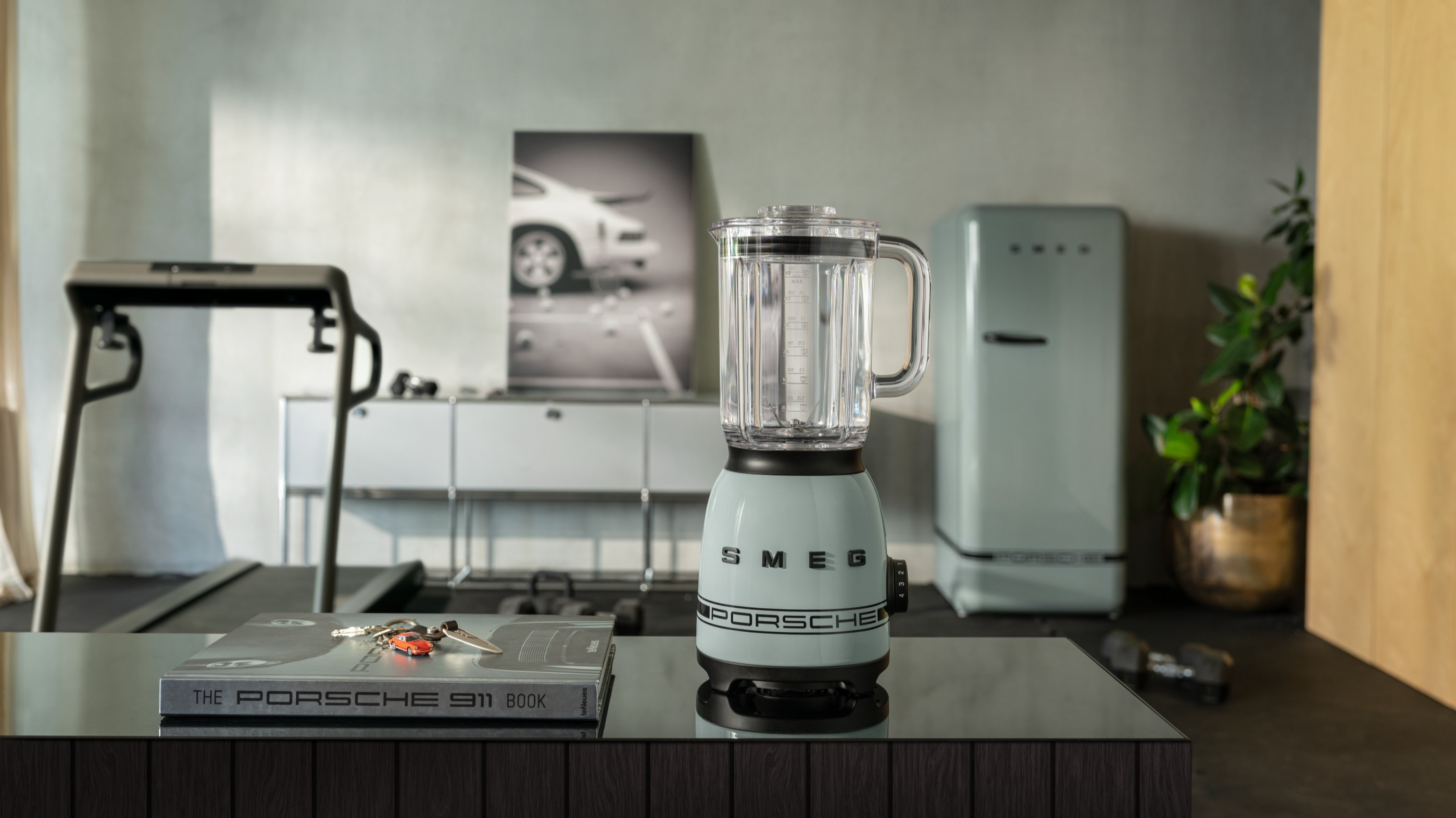 Porsche x Smeg