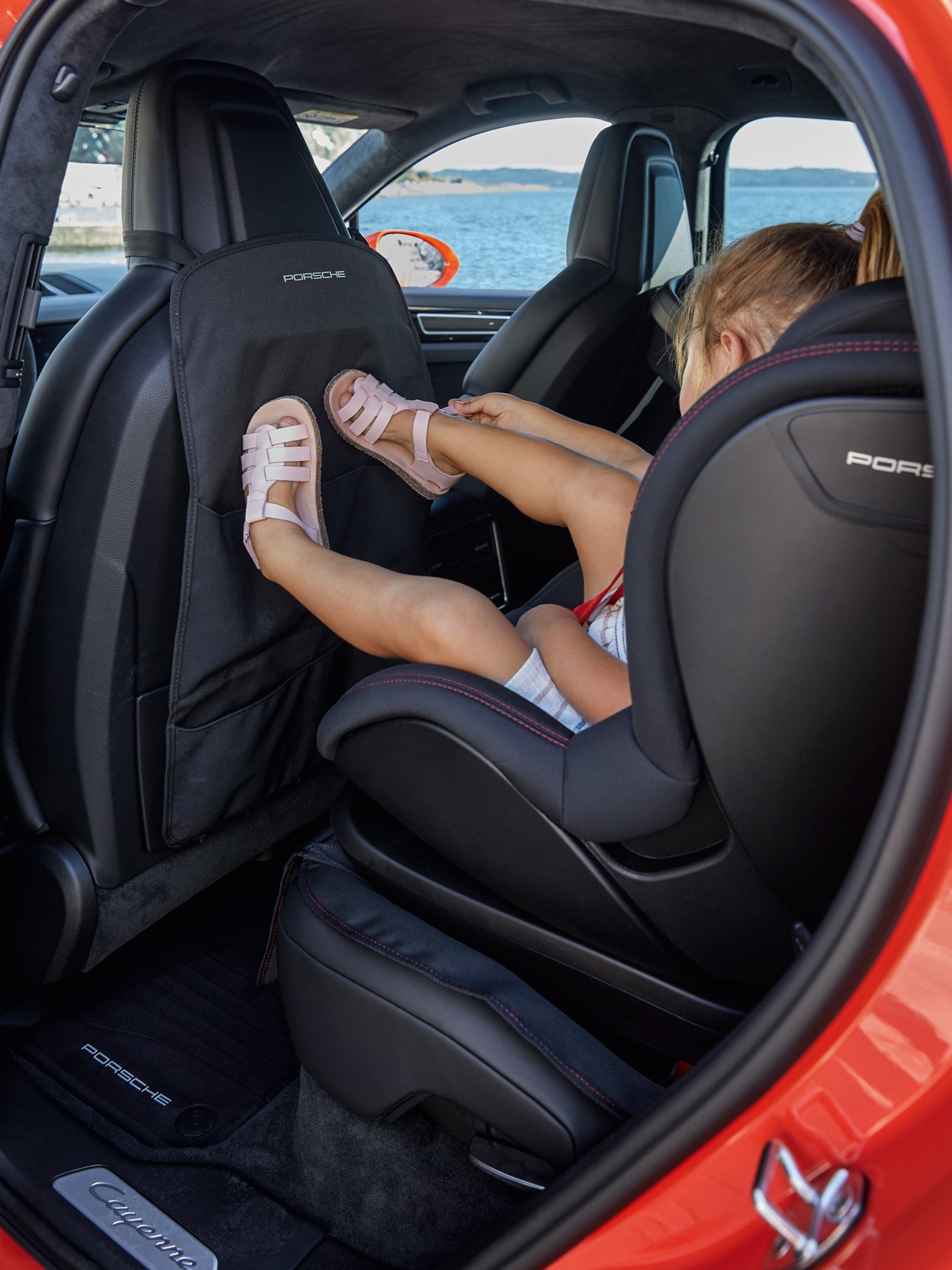 Porsche Kid Seat i-Size | PORSCHE SHOP