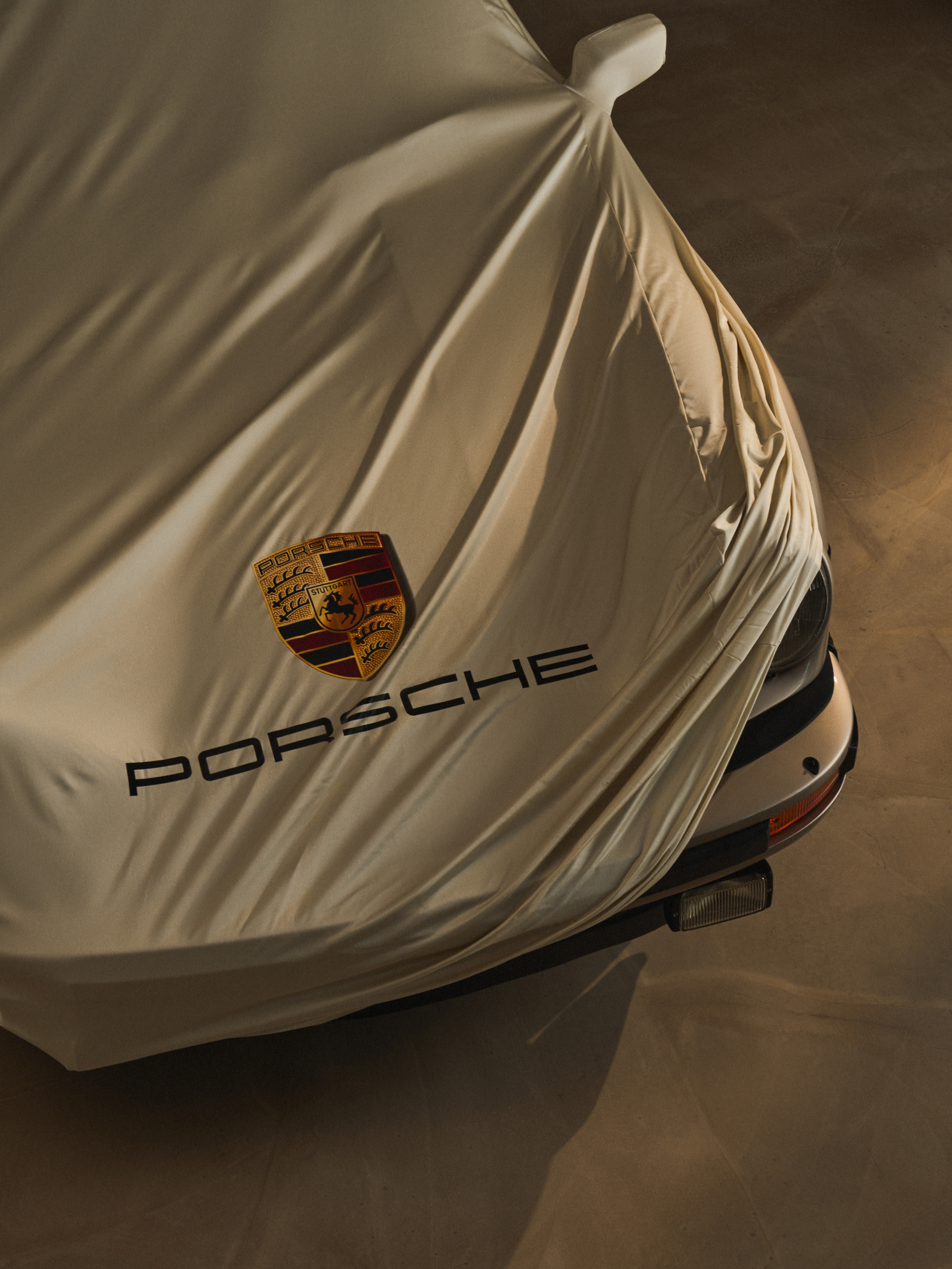 Porsche vehicle accessories – Genuine spare parts & accessories