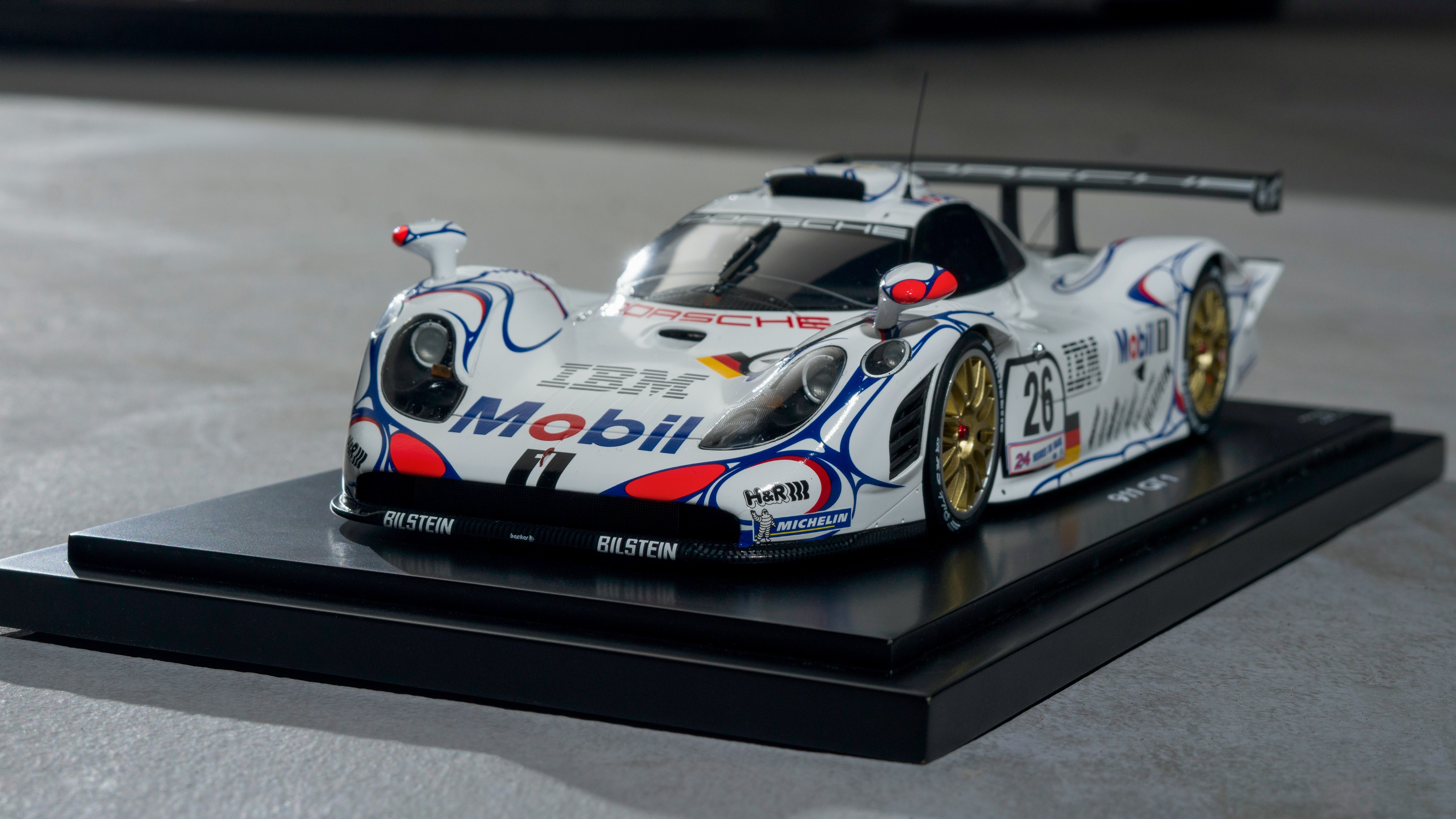 Experience Motorsport with Porsche | PORSCHE SHOP