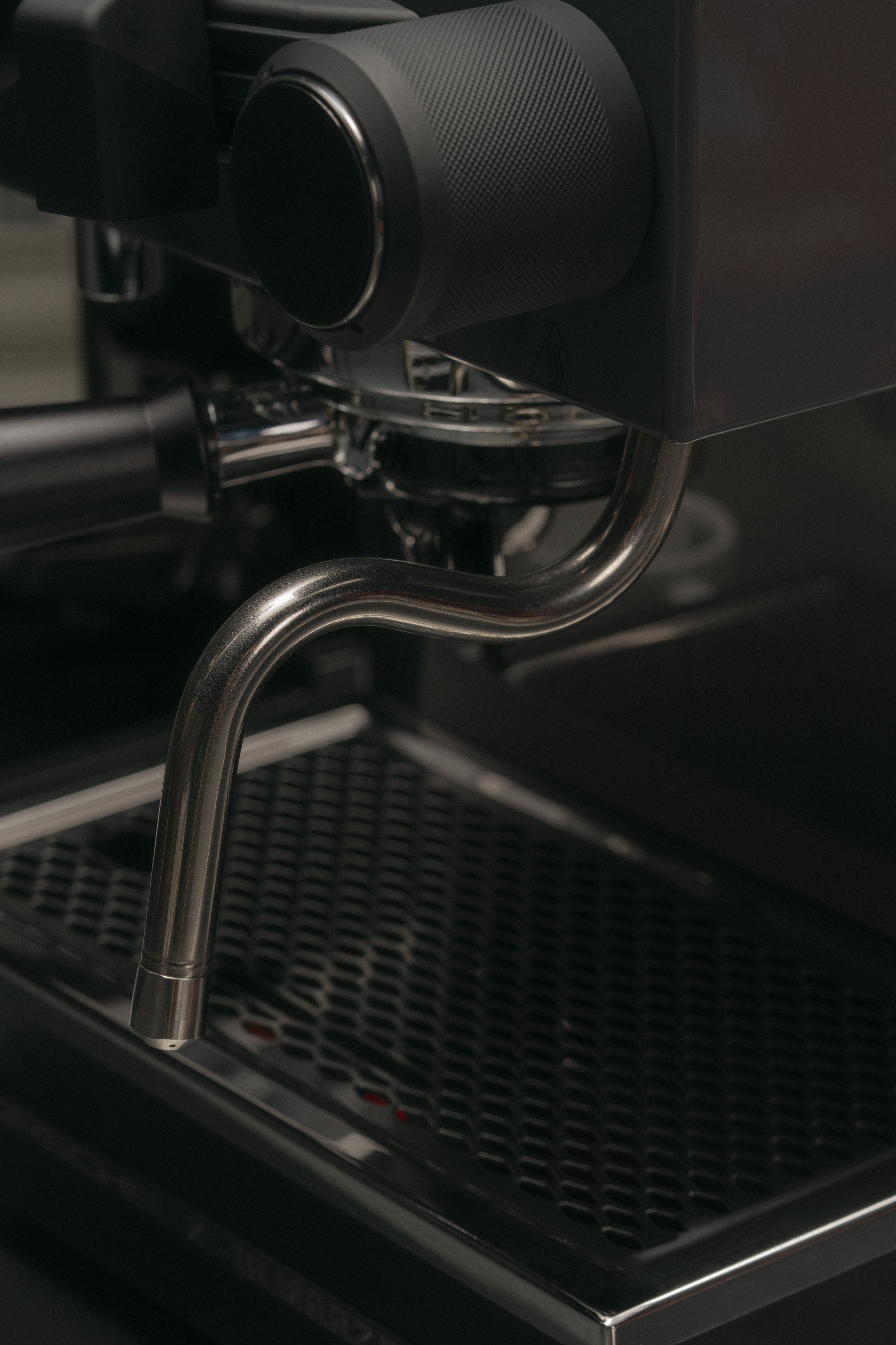 Porsche X La Marzocco Linea Micra Espresso Machine - Limited Edition P Wap0506060semp
