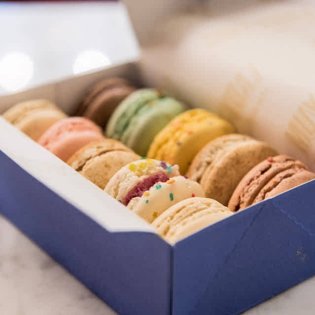 box of macaroons