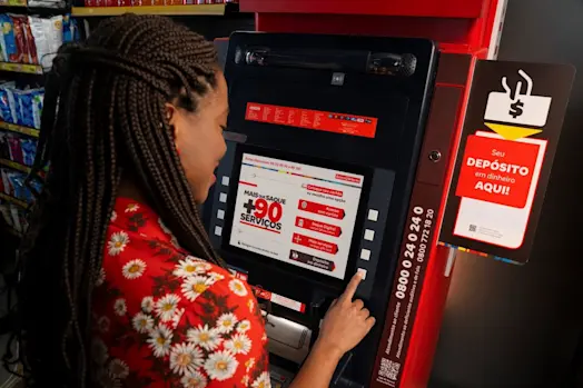 Benefício do Programa Pé-de-Meia pode ser sacado gratuitamente no Banco24Horas