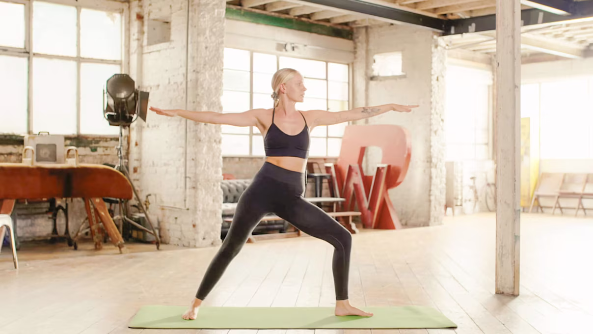 Beginner Yoga for Weight Loss: 20-Min Routine With Leanne