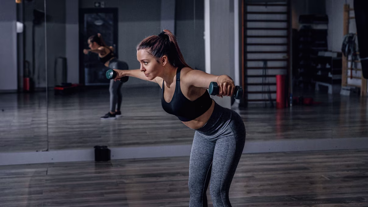 Rear Delt Fly: Technique, Muscles Worked & Variations to Try