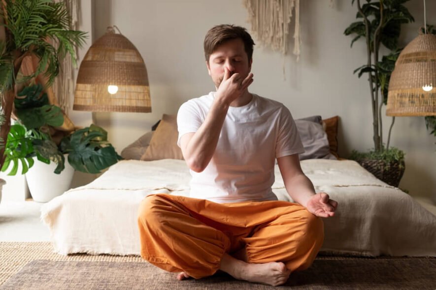 https://welltechdev.wpengine.com/wp-content/uploads/2024/12/Alternate-Nostril-Breathing_anxiety-exercises-885x590.jpg
