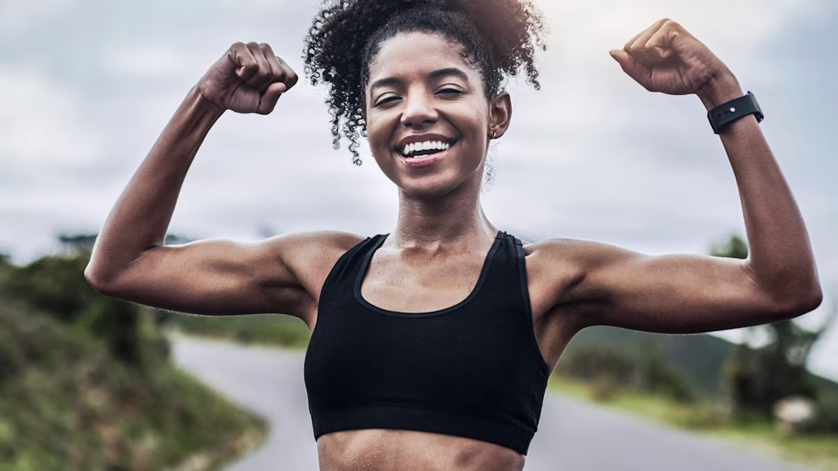 Does Flexing Build Muscle? Benefits & What To Expect