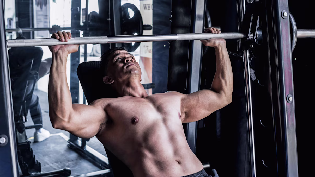Smith Machine Bench Press: Is It Right for You?