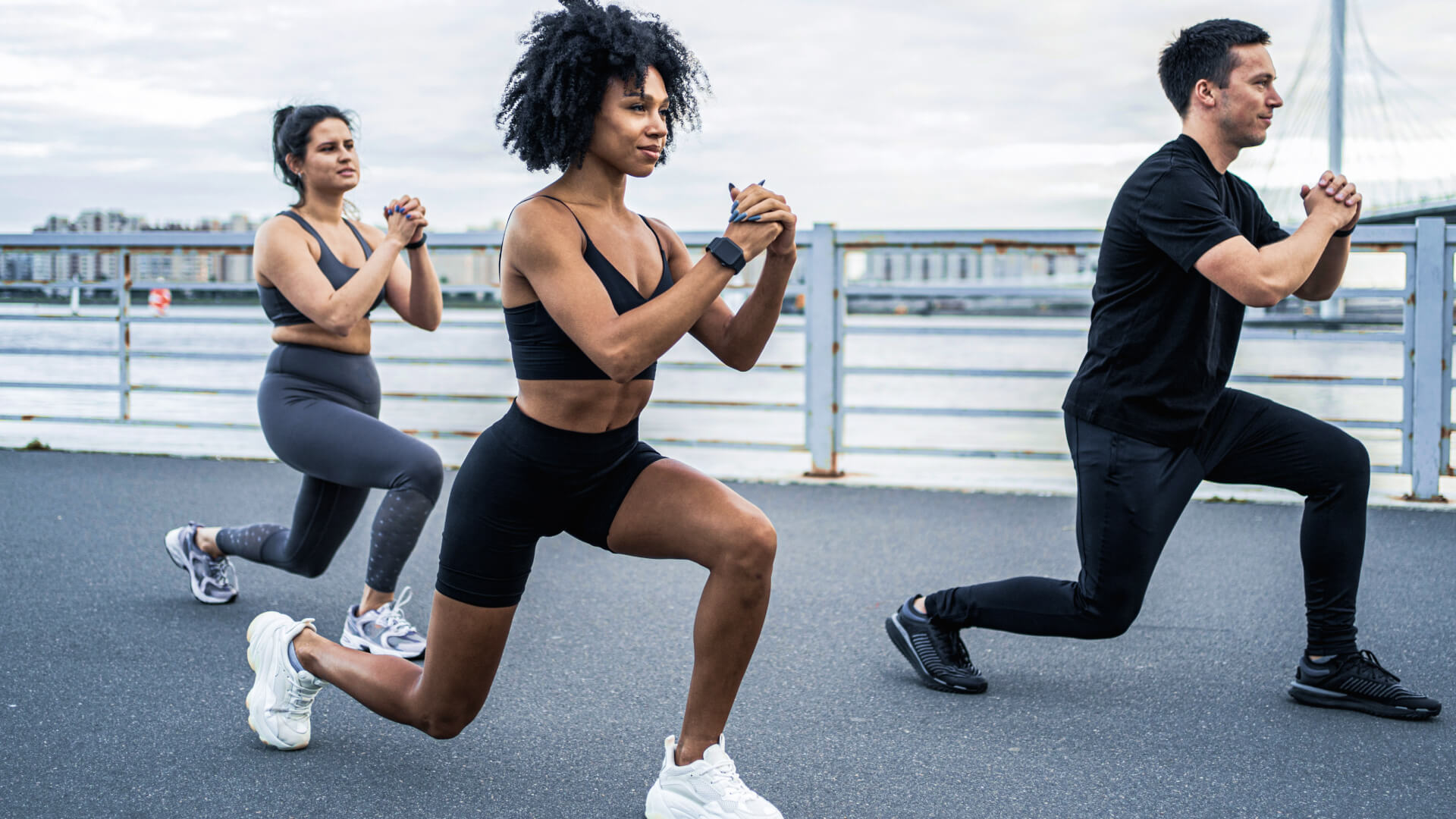 12 Knee Fat Exercises to Sculpt Your Legs