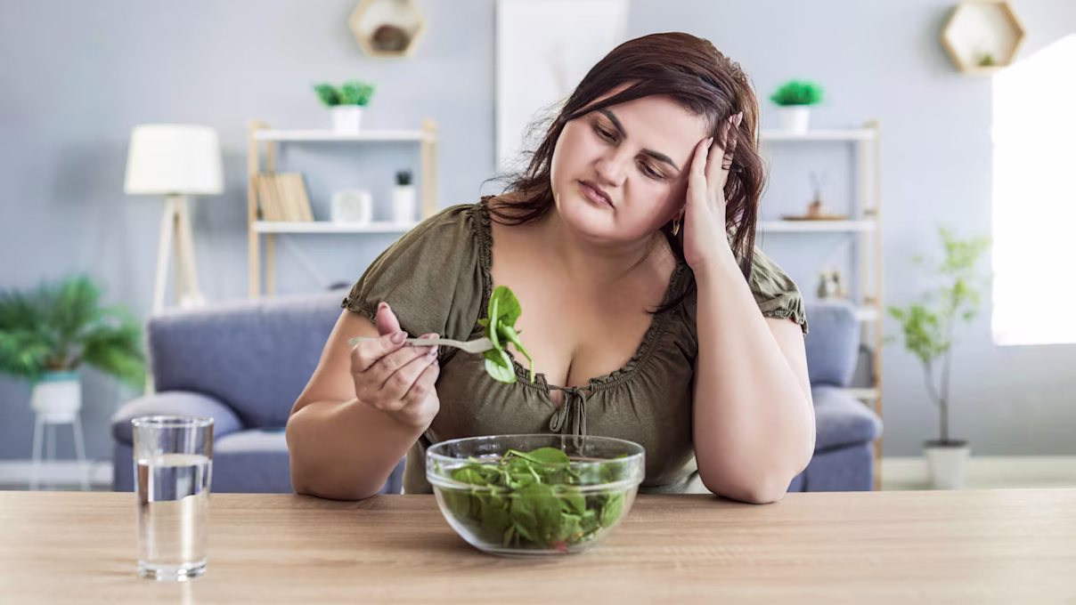 8 Root Causes for Not Losing Weight On Intermittent Fasting [Solutions Included]