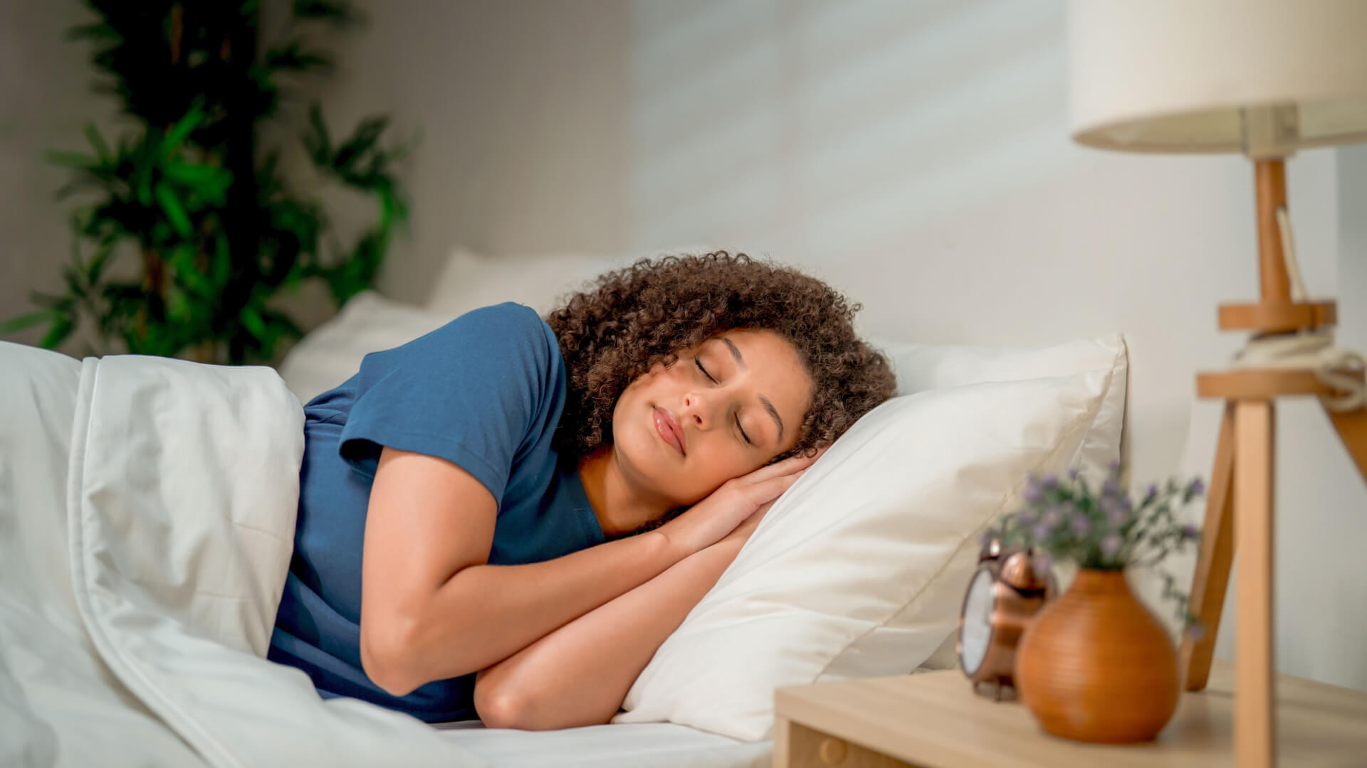 Can't Fall Asleep? Dr. Shelley Meyer Shares 5 Tricks to Fall Asleep Faster & Sleep Better