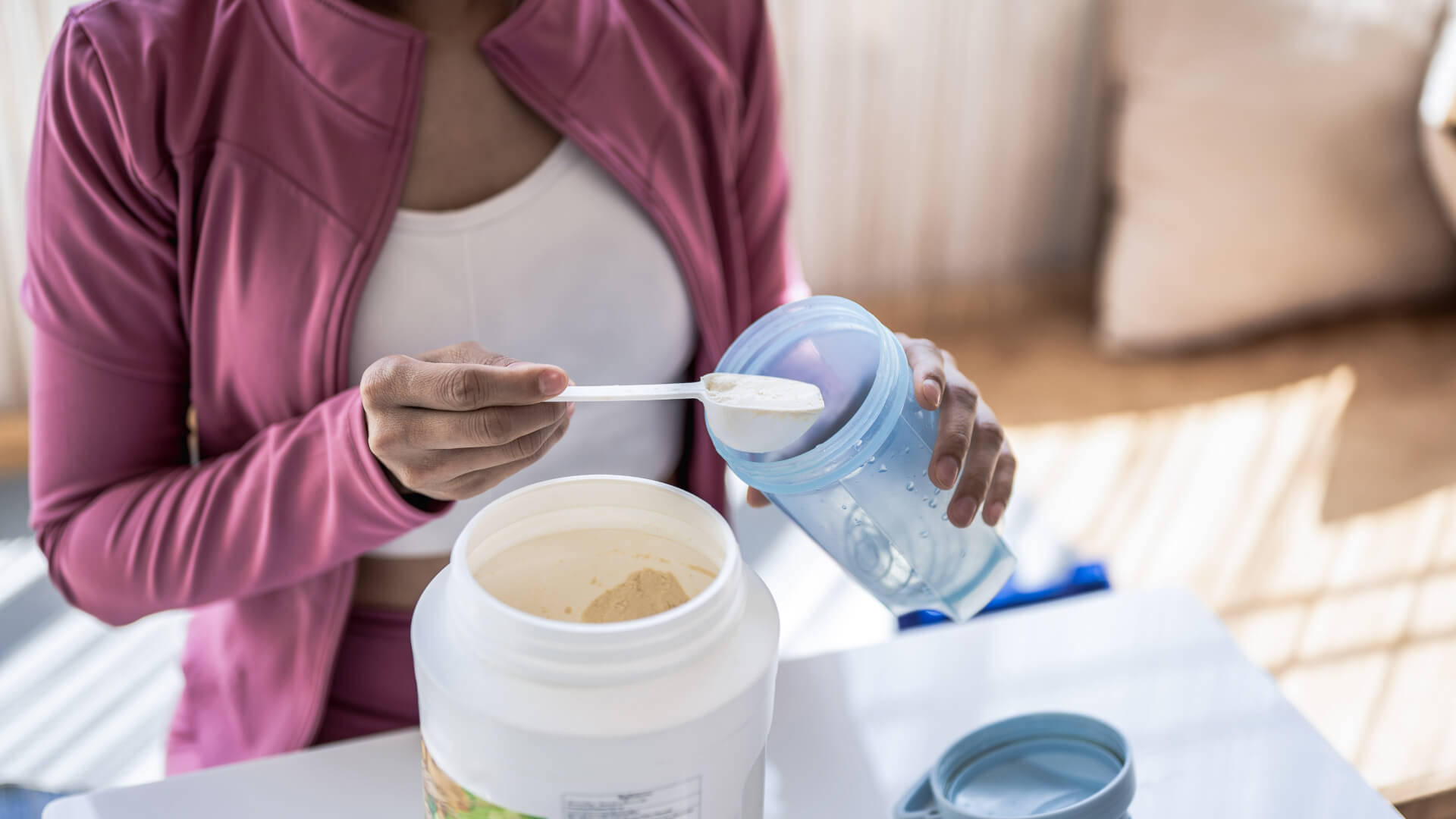Lactose-Free Protein Powder: 10 Best Options to Choose