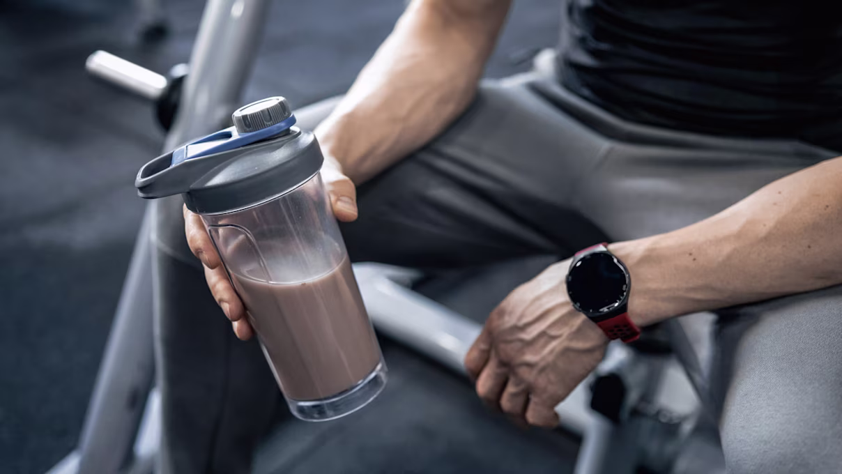 Best Time to Drink Protein Shake for Muscle Gain, Weight Loss & Better Performance