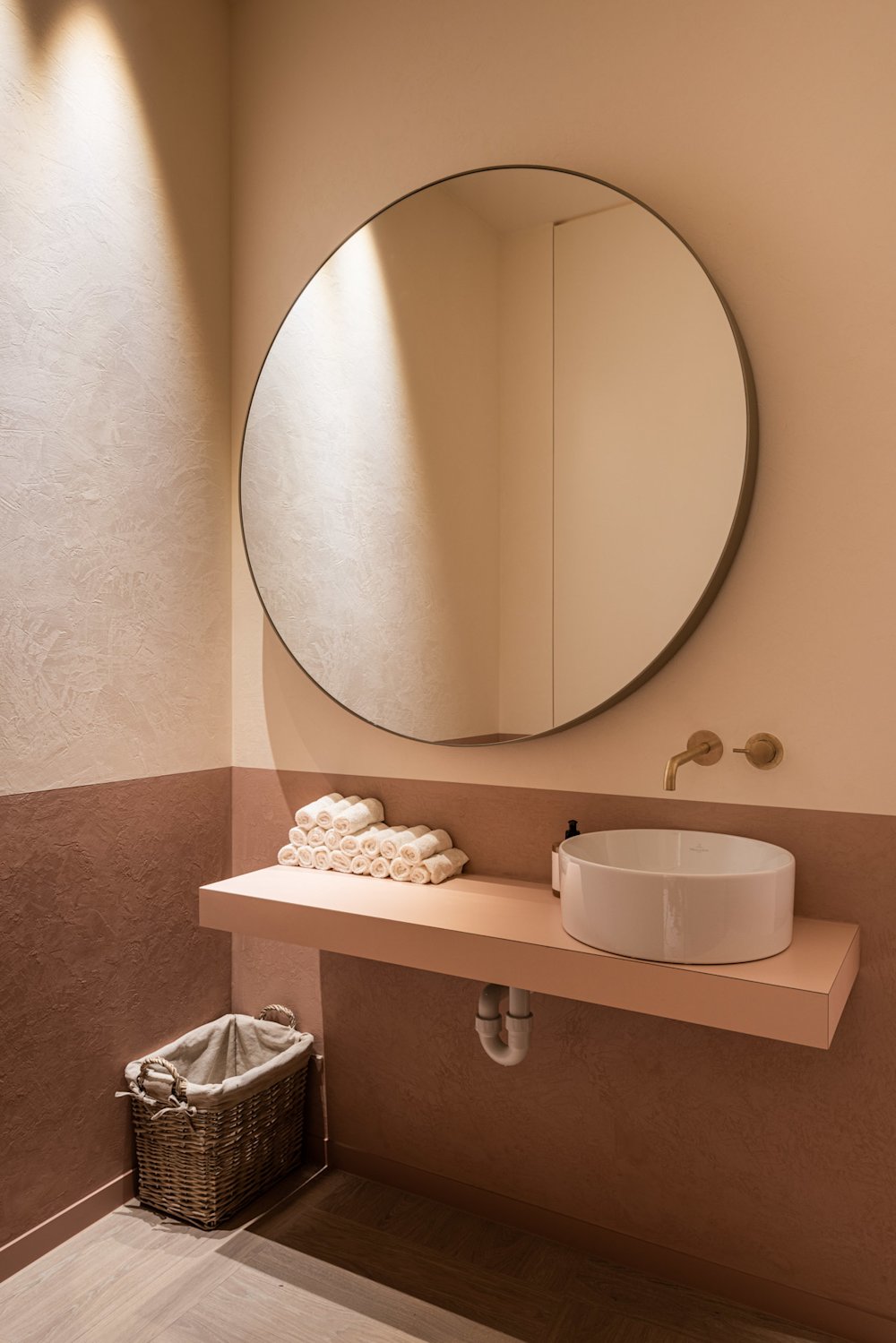 lavabo - roze-wit - deco design - inspiratie (2)