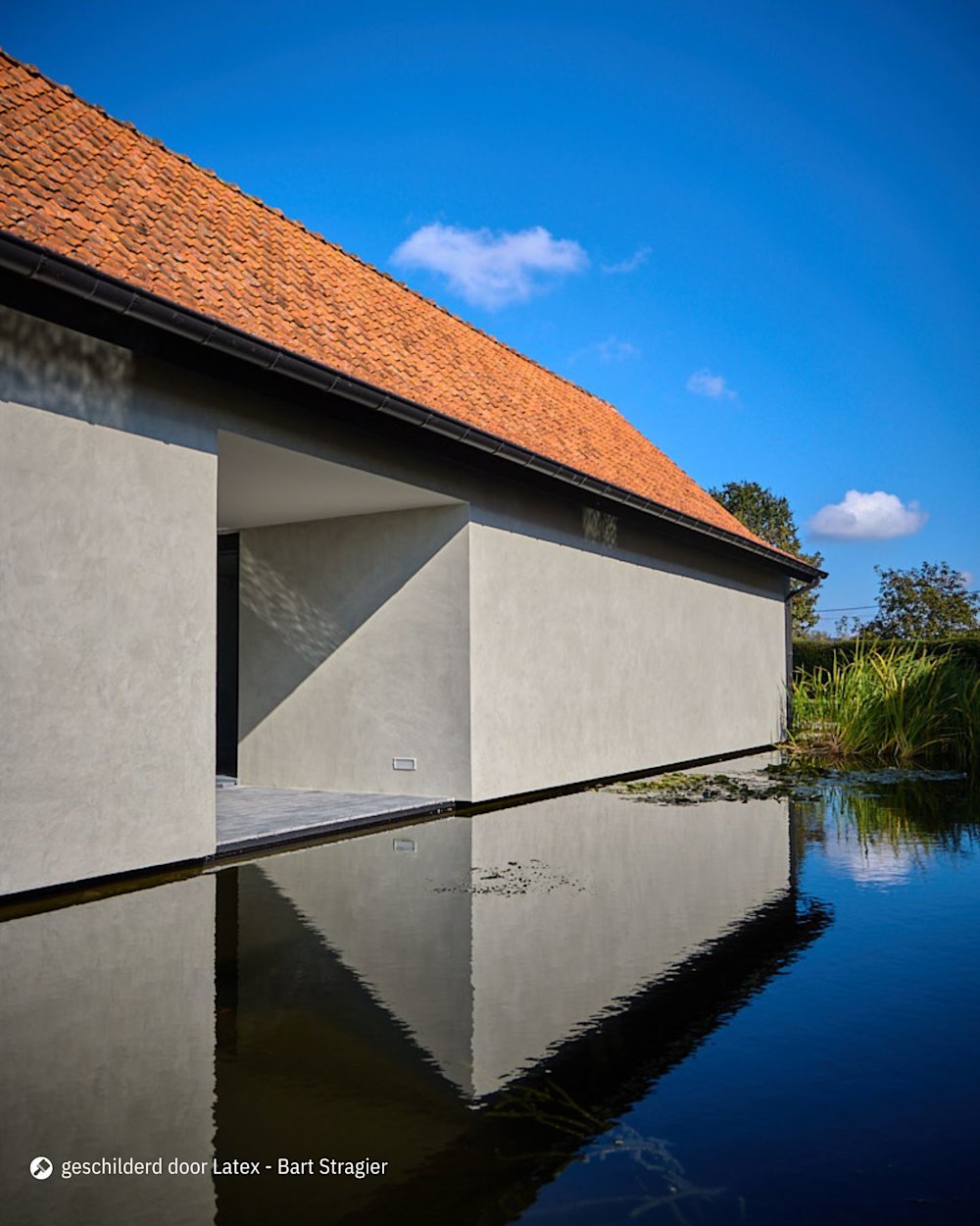 Stone Art Color op een gevel geschilderd door Latex - Bart Stragier