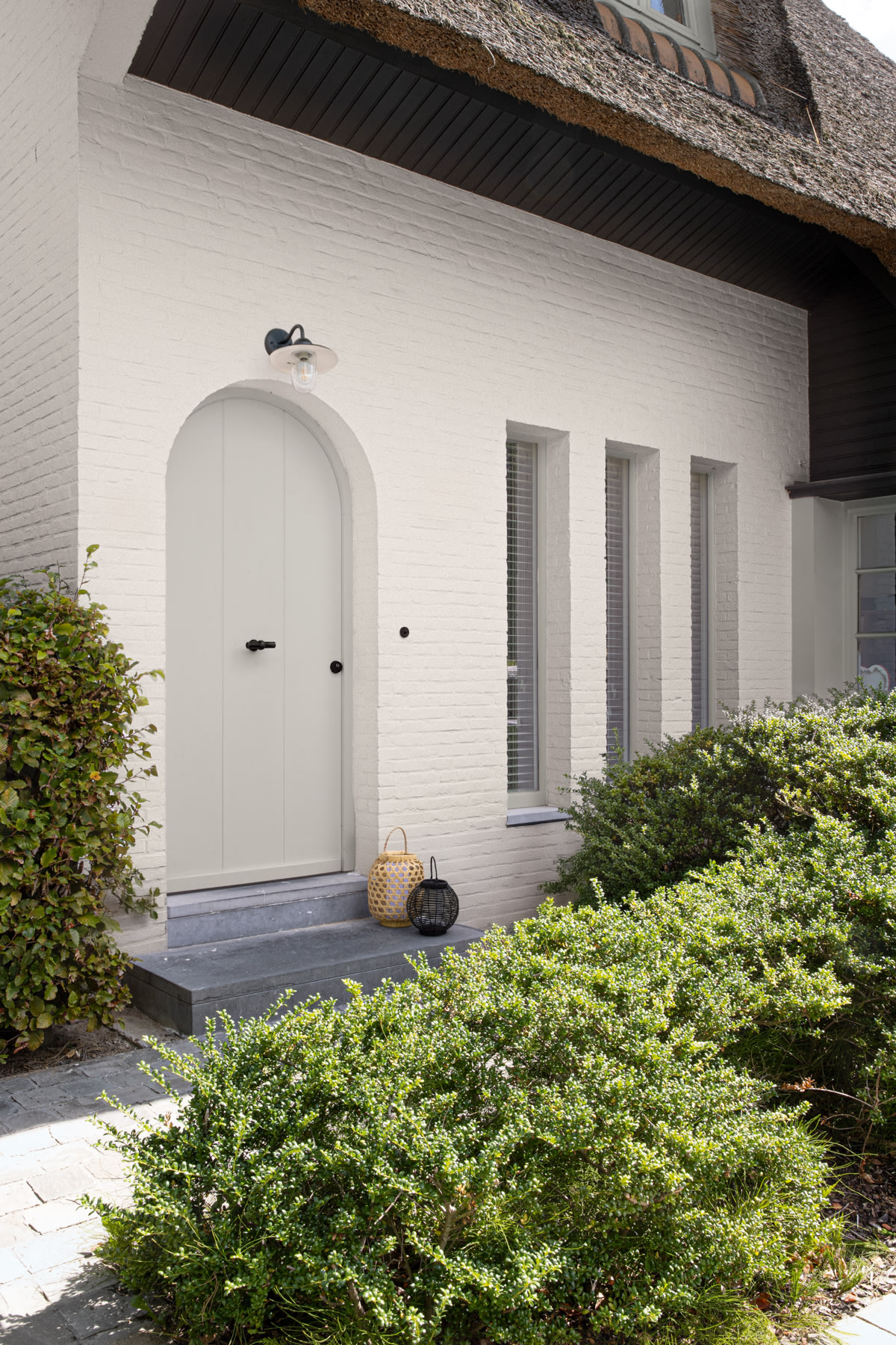 buimu - gevel - wit grijs - WE Z055 - strodak - pastime - coloramagazine