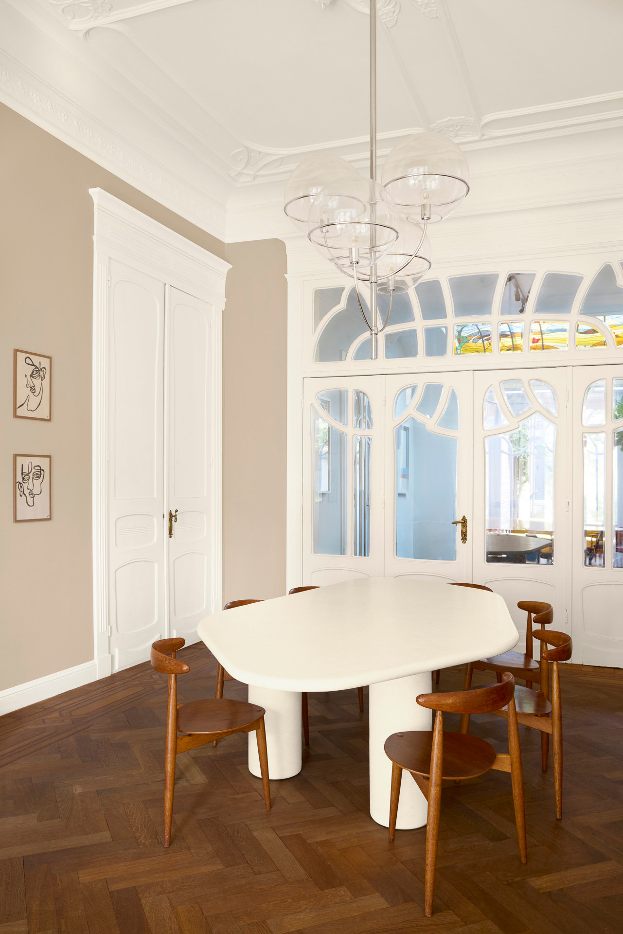 Trendspecial 2027 - 3x anders - woonkamer met tafel (1)