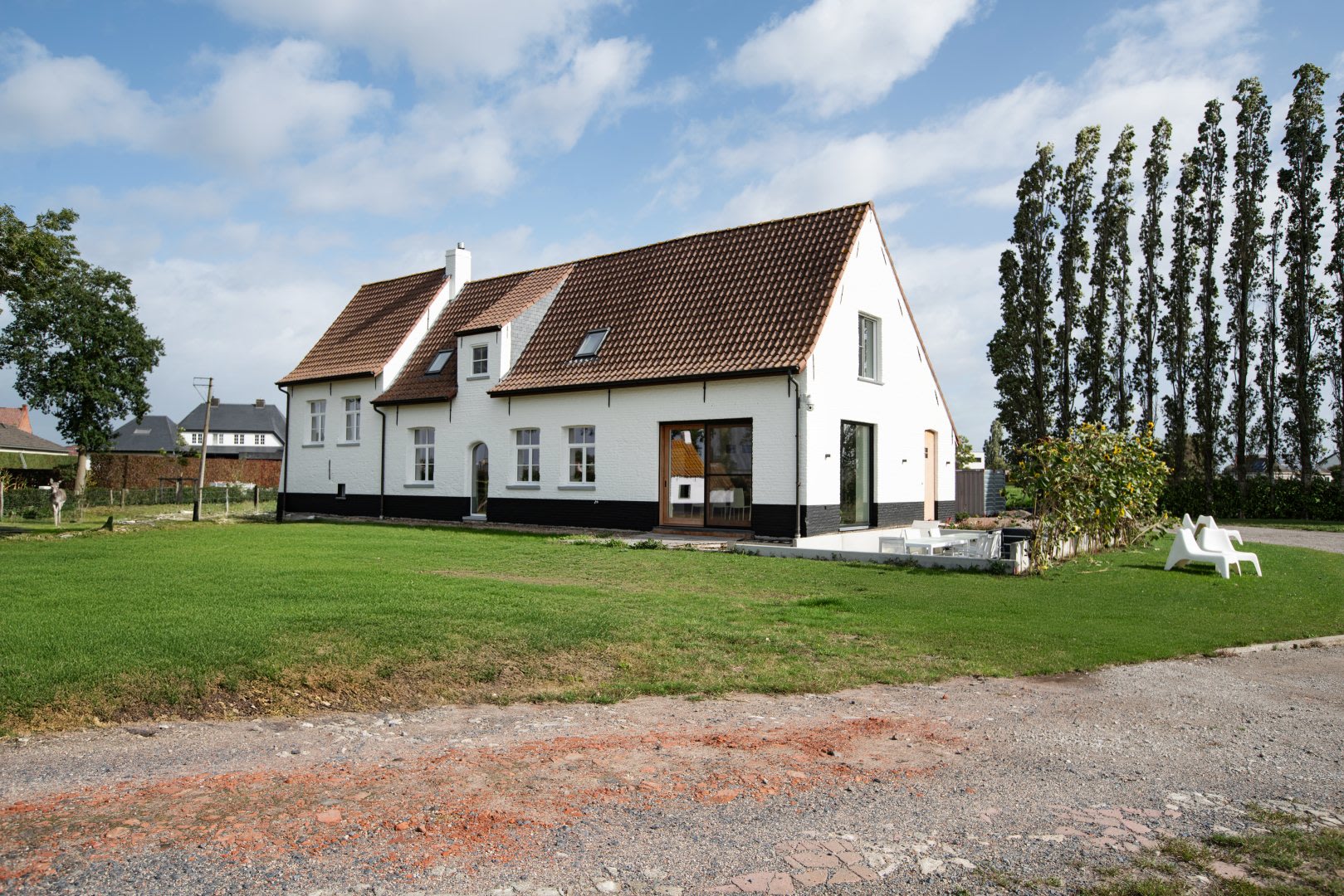 Inspiratiegalerij - Anseeuw - gevel - Fix&Level - Xilox-One Ultramat - wit - zwart (14)