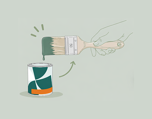 Illustratie van een hand met een verfkwast druipend van groene verf boven een open verfblik met een modern, geometrisch ontwerplabel. Een pijl wijst van het blik naar de kwast.