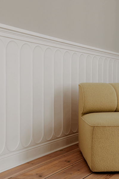 decoratieve elementen - woonkamer - nmc - Noël & Marquet - ARSTYL, WALLSTYL- ARC L,FL2,WL4 - grijs - wit -Wandpanelen, afgeronde vormen, sofa