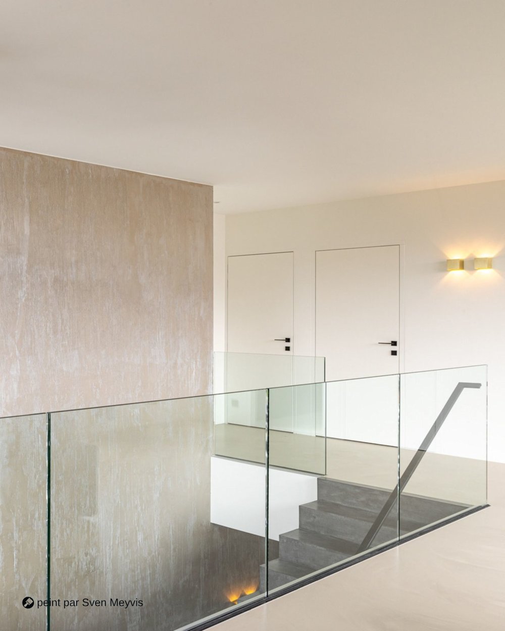 Traphal met Calco Vintage Glamour in CC11 Dense Chalk geschilderd door Sven Meyvis FR