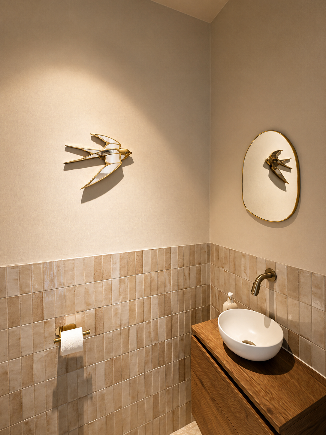 colora inspiratiebeeld – woonverhaal Veghel – Toilet met tegellambrisering – WE M212 Warm Mocca