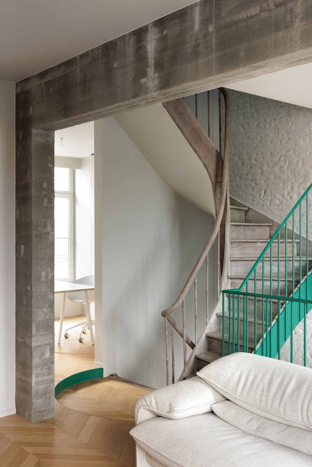 Inspiratiegalerij – BASIL architecture – Martlédeco - Evenbeeld - woonkamer - Boss-plafond – Boss-hybride – chimney Smoke - Calime 4