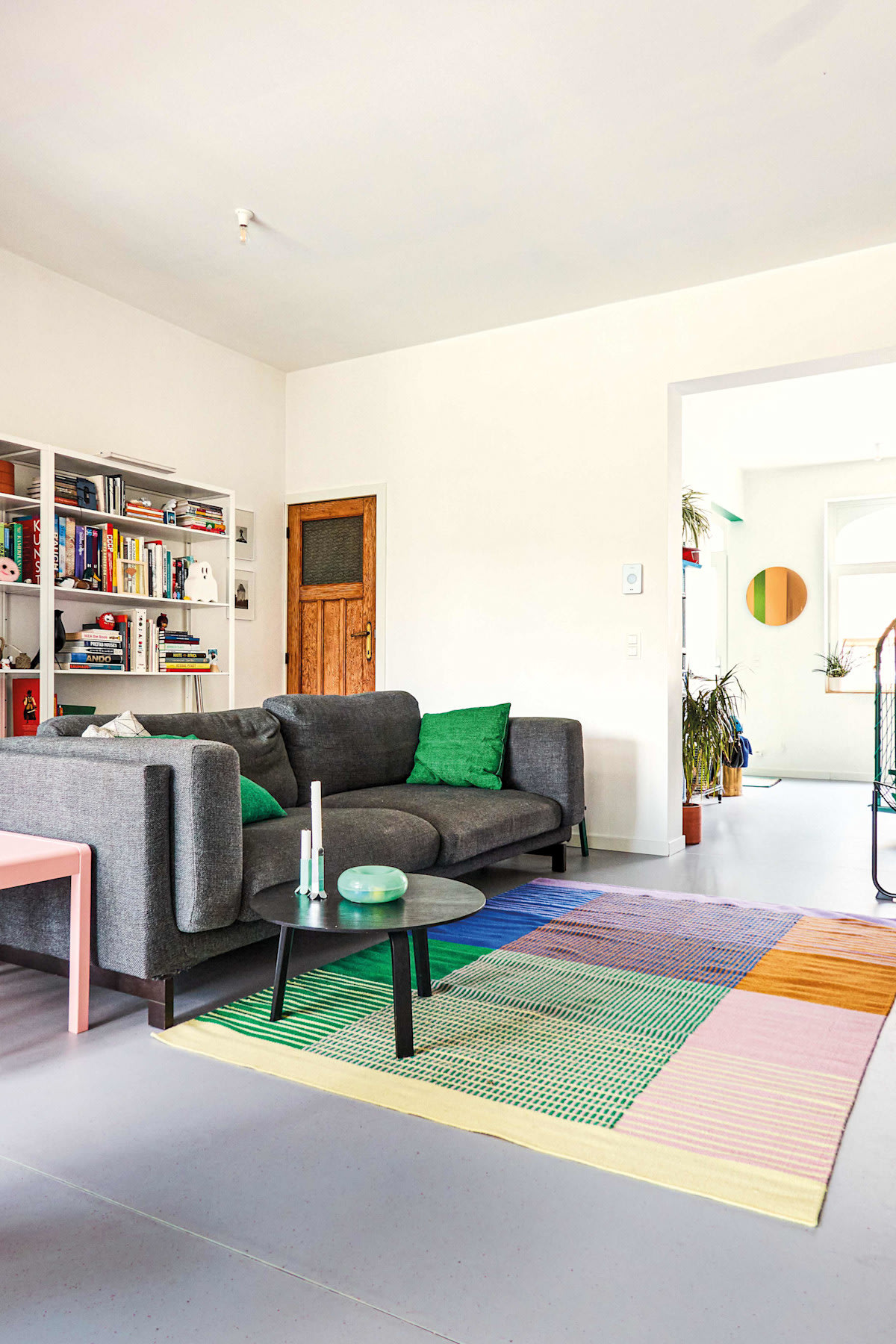 frisse witte woonkamer woonverhaal Hanna