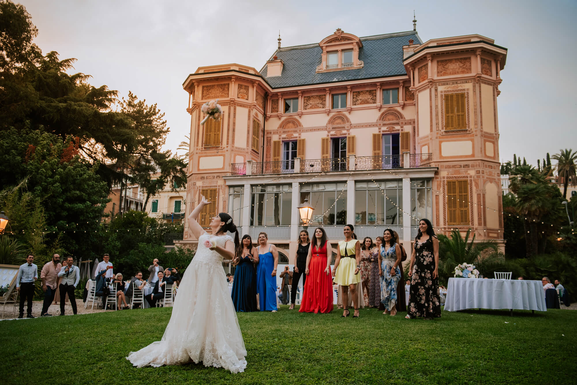 Le fotografie di un matrimonio nella location per matrimoni Villa Nobel, a Sanremo.