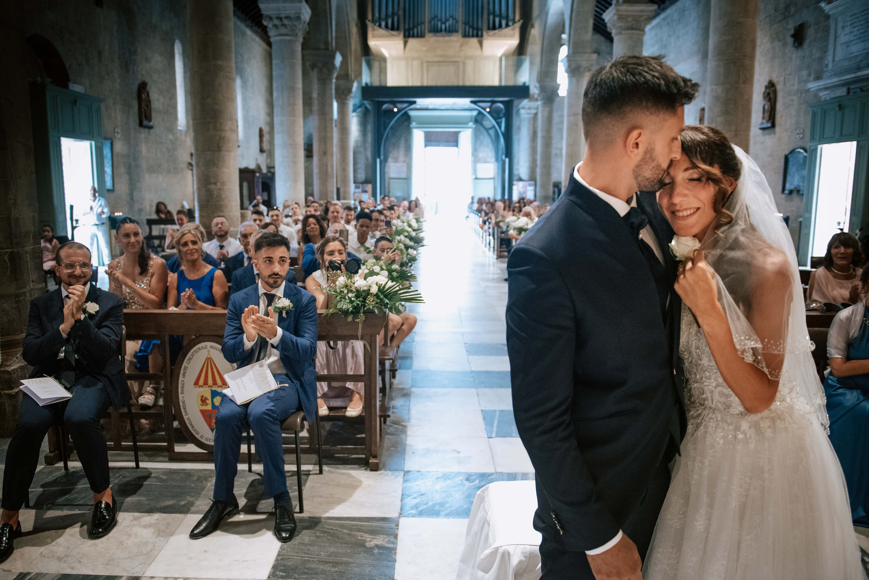 foto di matrimonio nella chiesa di San Siro a Sanremo.