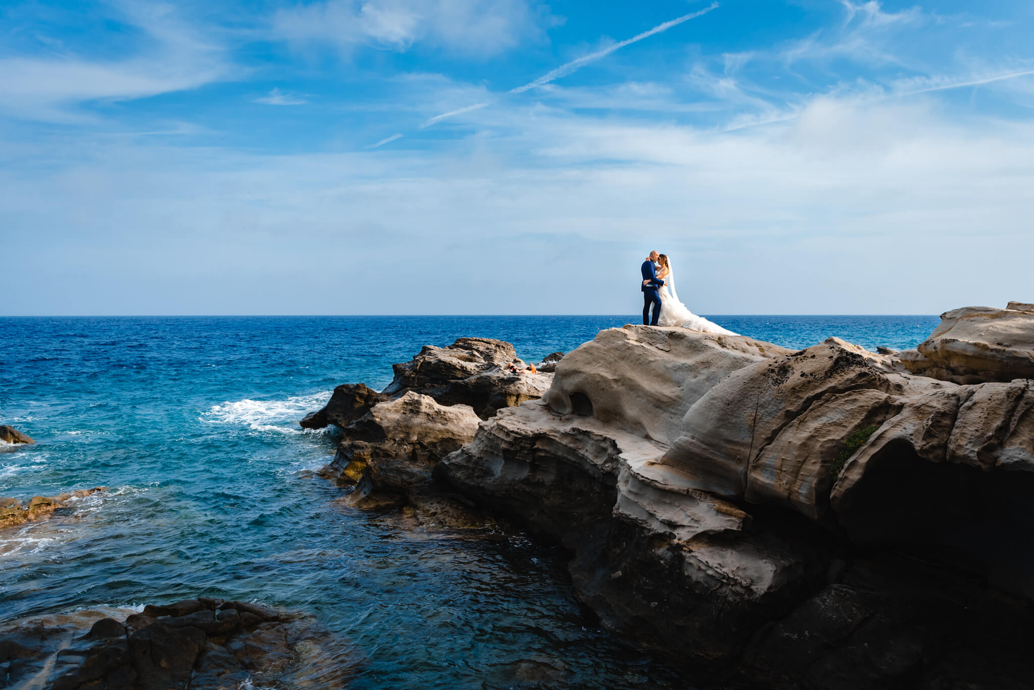 Are you looking for a photographer for your destination wedding in Liguria?